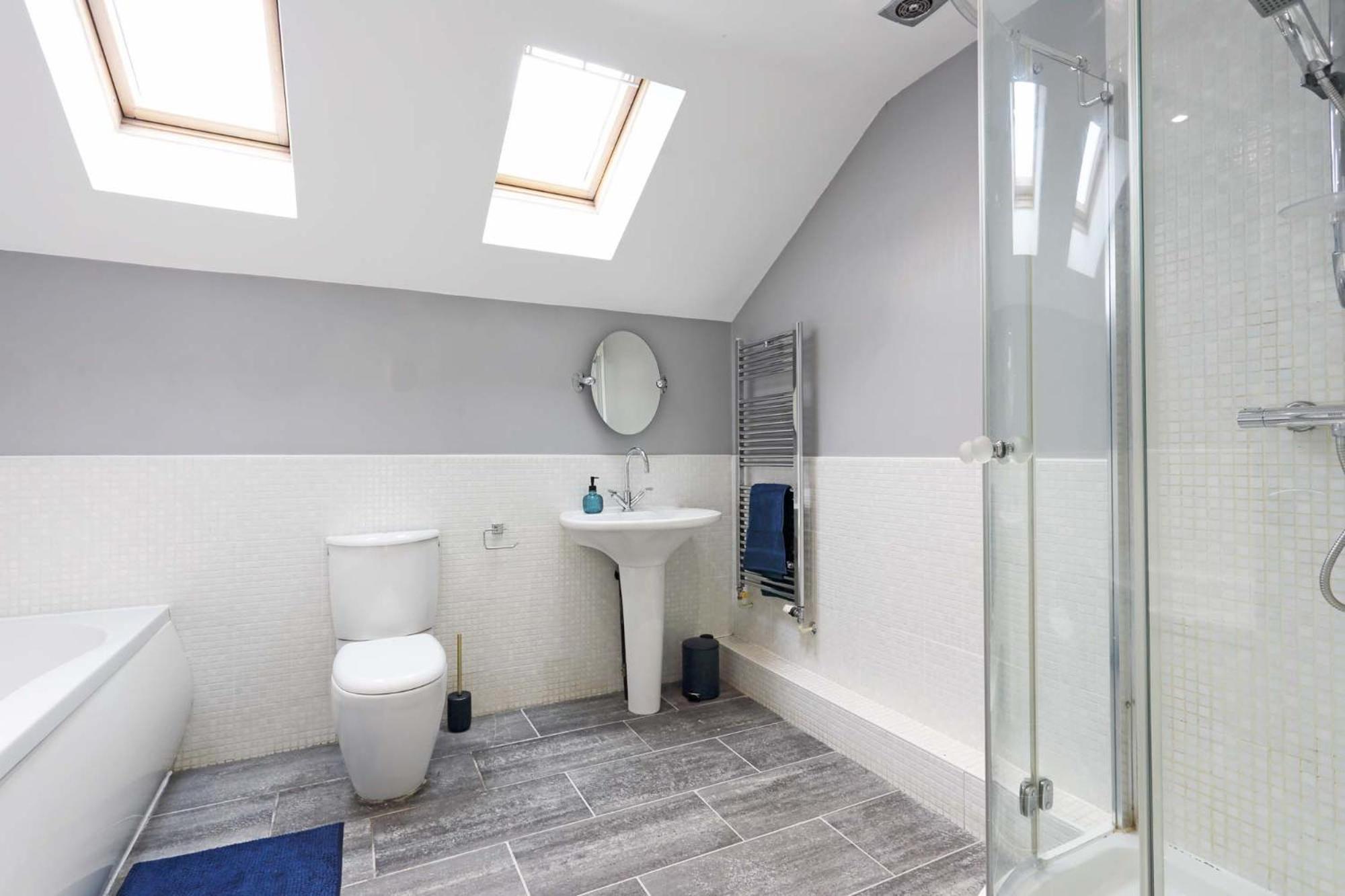 M1, M62, Free Parking, Wifi, 8 Beds, Separate Office Dewsbury Exterior photo
